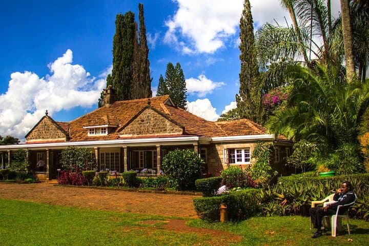 Nairobi Museum, Karen Blixen & Bomas Cultural Dance Day Tour photo 4