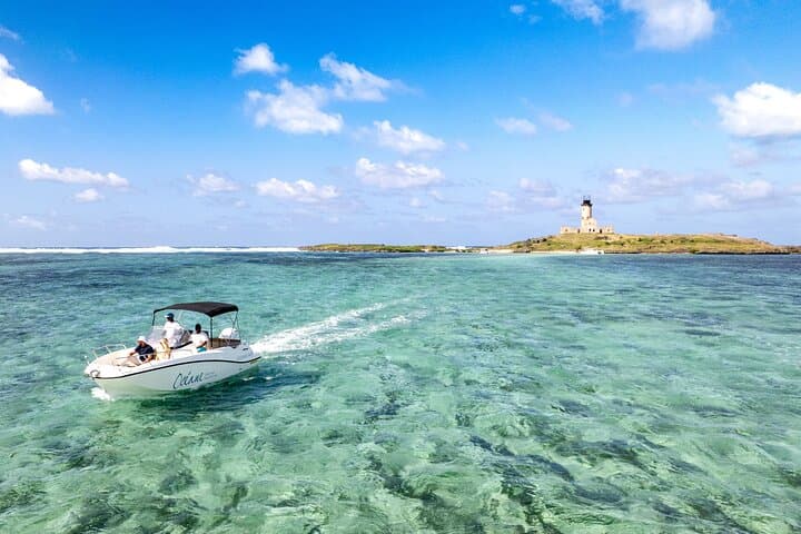 Private Océane Speedboat to Ile aux Cerfs — 5-Island Day Trip from Trou d'Eau Douce