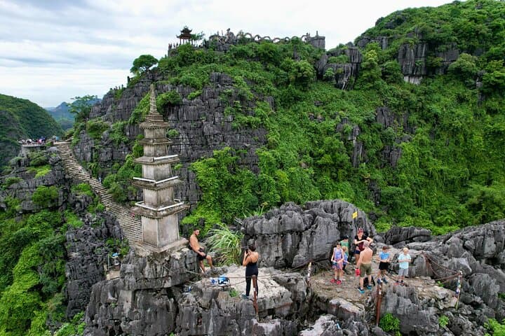 Bai Dinh, Mua Cave & Trang An: Ninh Binh Day Trip Guide photo 6