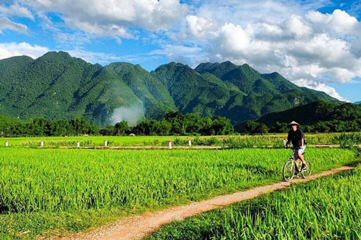 Mai Chau Day Trip from Hanoi: Full-Day Guided Tour to Thai Villages & Thung Khe Pass photo 5