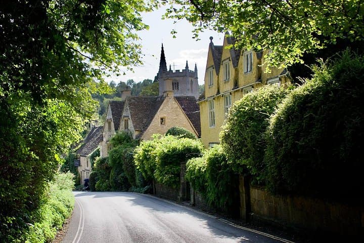 Cotswolds Private Day Tour from London: Bibury, Bourton-on-the-Water & Chipping Campden photo 2