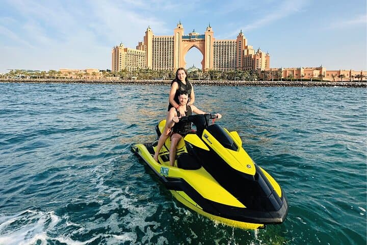 Palm Jumeirah Jet Ski Tour — 90-Minute Atlantis View, Dubai photo 3