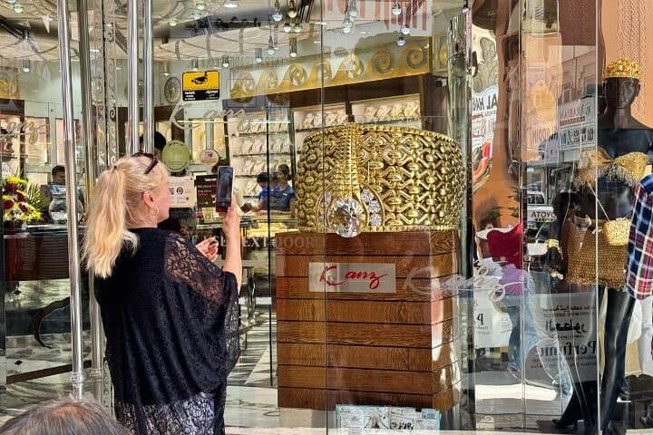 Old Dubai Markets & Al Fahidi Cultural Walking Tour — Creek, Souks & Street Food photo 6