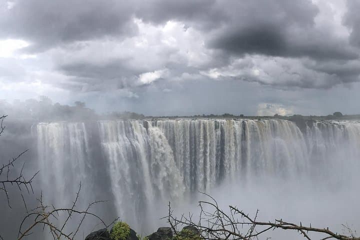 Guided Tour of Victoria Falls: Walk the Mist and Learn the Falls' Story photo 2