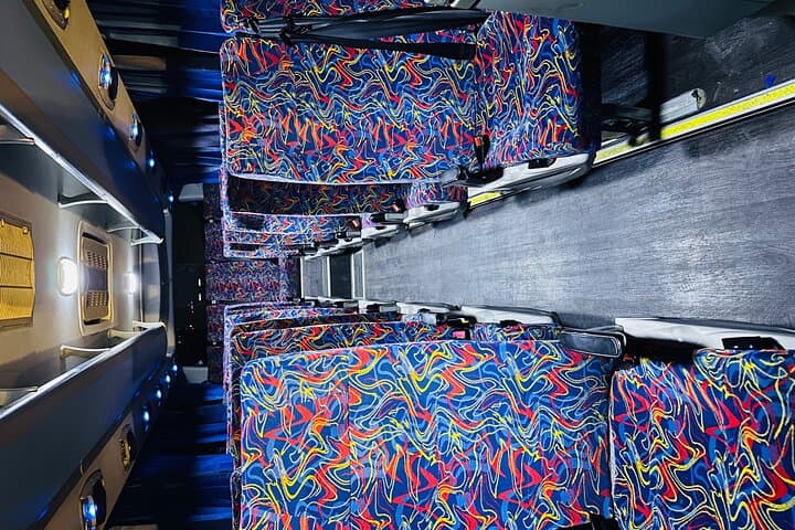 Dubai Airport Bus Transfer: Private One-Way Coach for Groups (15 Pax) photo 3