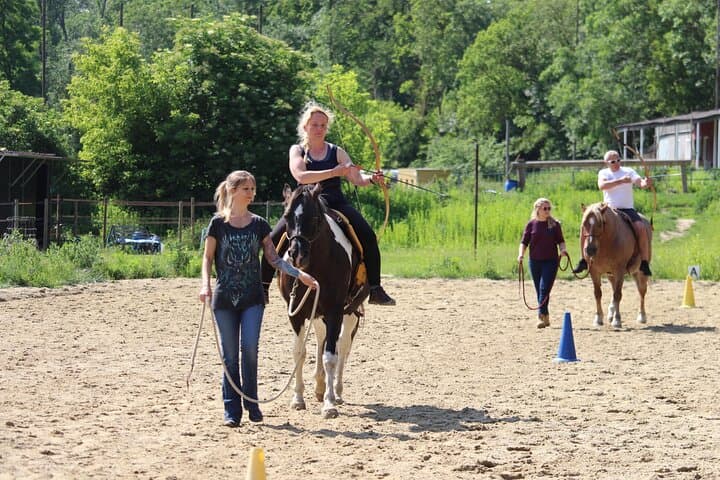 Horseback Archery in Bockfließ — 4-Hour Intro to Mounted Bow Shooting photo 2
