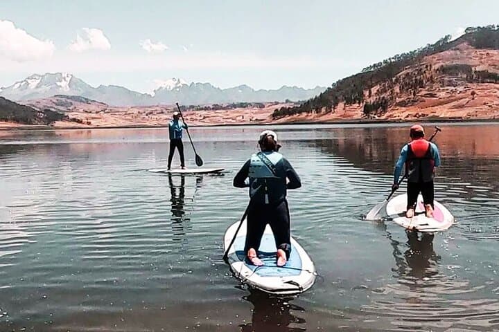 Paddleboarding Laguna Huaypo: Calm Waters & Mountain Views from Cusco photo 5