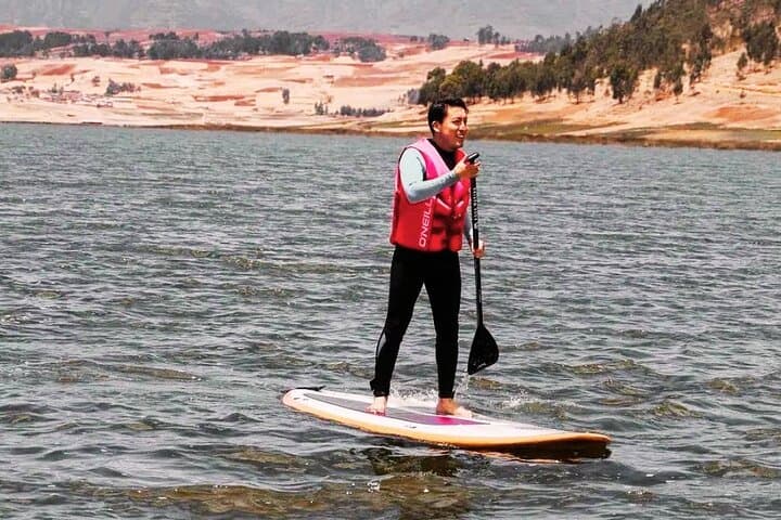Paddleboarding Laguna Huaypo: Calm Waters & Mountain Views from Cusco photo 6
