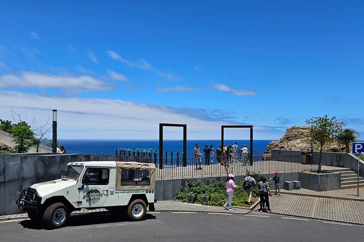 Full-Day Private Tour of Madeira: Laurissilva, Cabo Girão & Porto Moniz photo 3