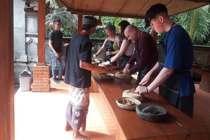 Ubud Balinese Cooking Class and Ayung River White-Water Rafting photo 4