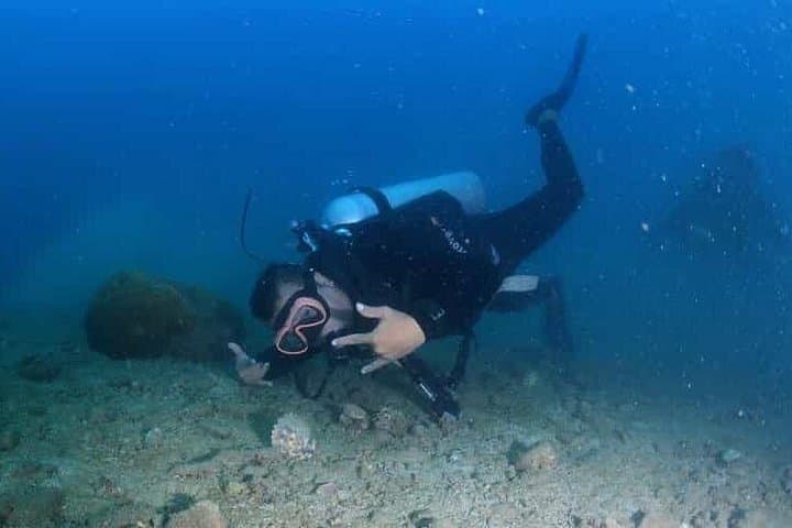 Beginner Scuba Diving Adventure Off Nha Trang: Guided Intro Dives & Marine Park Highlights photo 2
