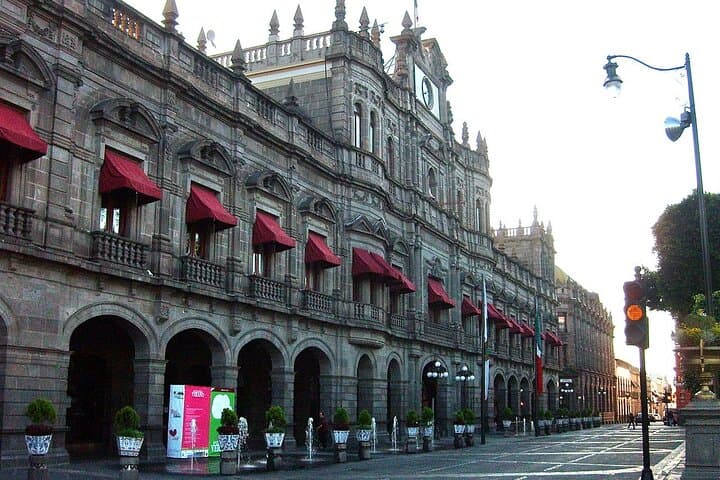 Puebla Day Trip: Colonial Streets, Local Flavors & Firefly Sanctuary Experience photo 6