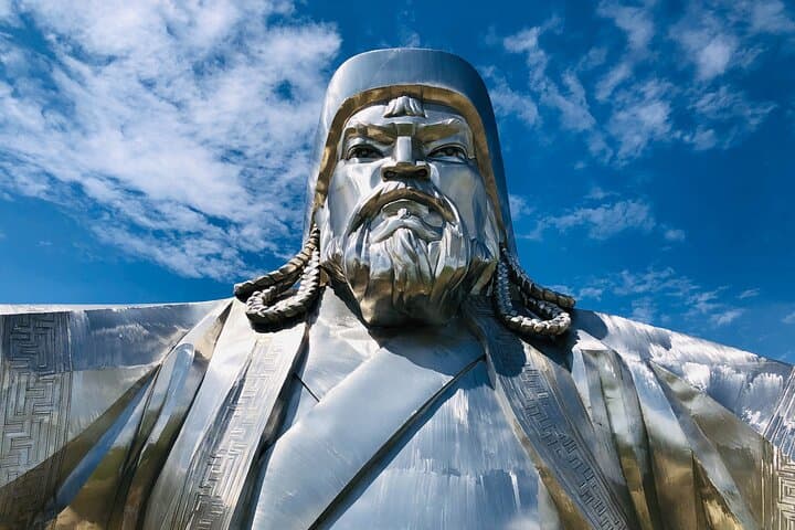 Full-Day Chinggis Khaan Statue & Terelj National Park: Horseback Ride, Eagle Meet, and Short Hike photo 3
