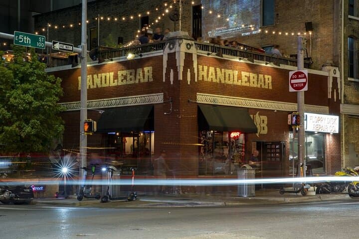 Austin Boos & Booze: Haunted Pub Crawl Through Downtown Austin photo 2