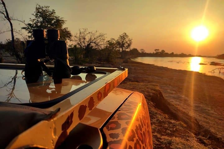 Dry Safari Game Drive in Zambezi National Park — Victoria Falls Morning & Afternoon Safaris photo 2