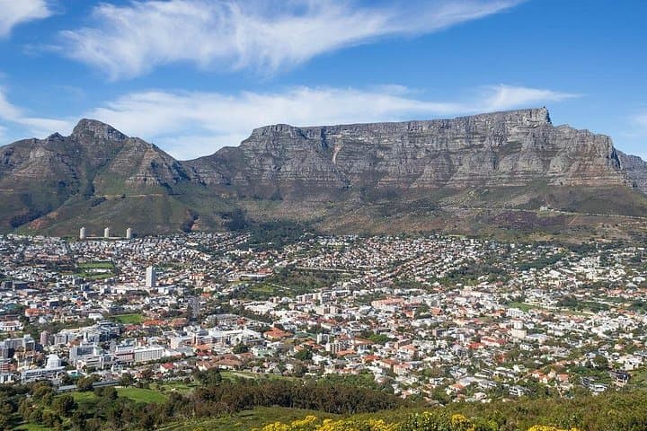 Half-Day Cape Town City Tour: Company Gardens, Bo-Kaap & Table Mountain Views photo 1