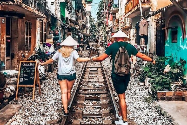 Hanoi Old Quarter Walking Tour and Train Street Experience photo 3