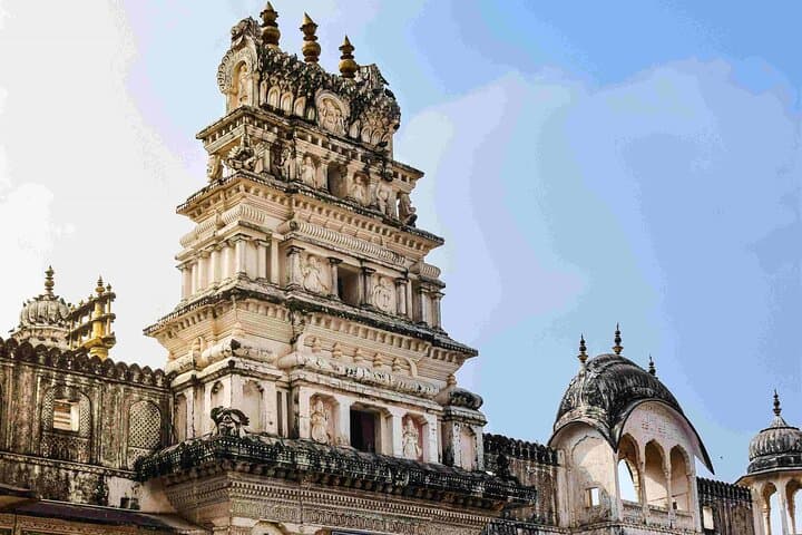 Pushkar Day Tour: Brahma Temple, Camel Safari & Savitri Ropeway photo 2
