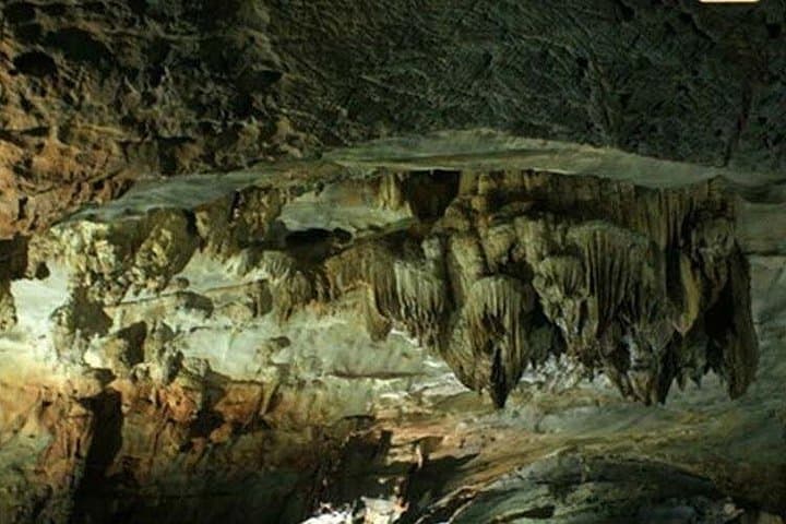 Full-Day Ninh Binh: Tam Coc or Trang An Boat Tour, Bai Dinh & Mua Cave photo 3
