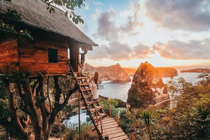 Nusa Penida One-Day Private Tour: Kelingking, Angel's Billabong & Diamond Beach photo 2