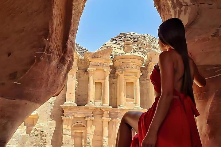 Luxury 8-Day Private Jordan Tour: Petra, Wadi Rum & Dead Sea VIP Experience photo 1