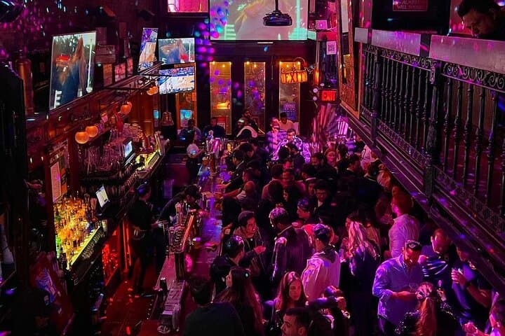 Greenwich Village Pub Crawl: Essential NYC Nightlife Experience photo 3