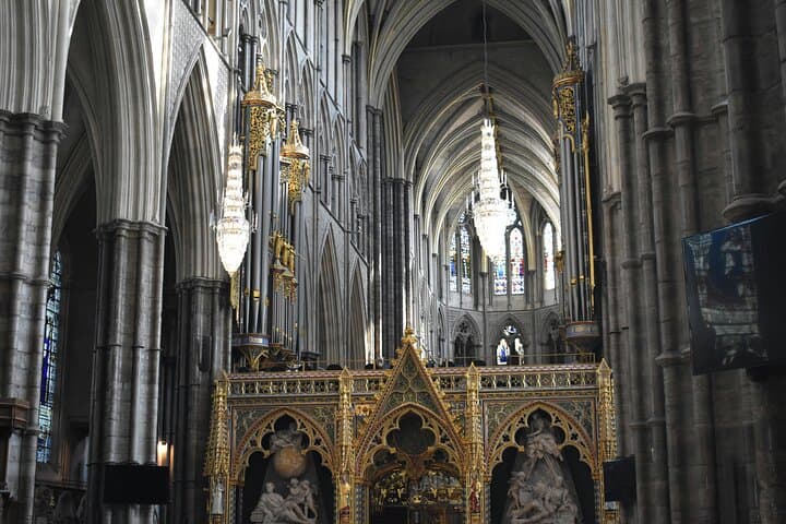 Private Westminster Abbey, Big Ben & Buckingham Palace Tour - London Icons photo 3