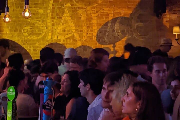 NYC Nightlife Crawl: Pub Crawl with Rooftop Club & VIP Entry photo 3