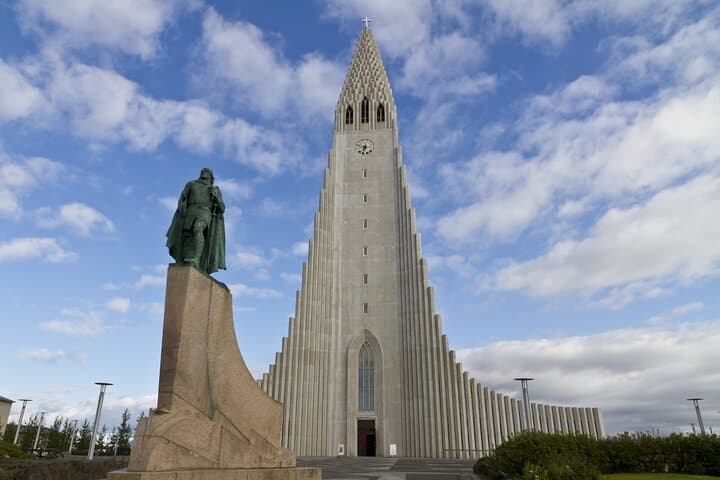 Reykjavik Self-Guided Audio Walking Tour — Hallgrimskirkja, Sun Voyager & Waterfront photo 2