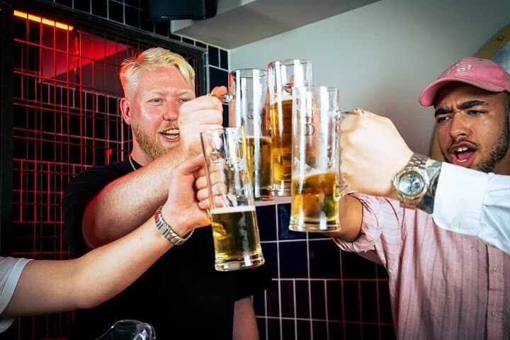 Amsterdam Beer Olympics: Private Drinking Games Near Rembrandtplein photo 4