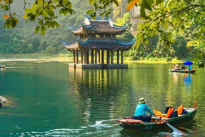 Ninh Binh Day Trip: Bai Dinh Pagoda, Mua Cave & Trang An Boat Tour photo 3