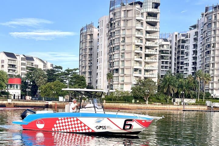 Speedboat Cruise and Marina Dining on Singapore's Southern Islands photo 3