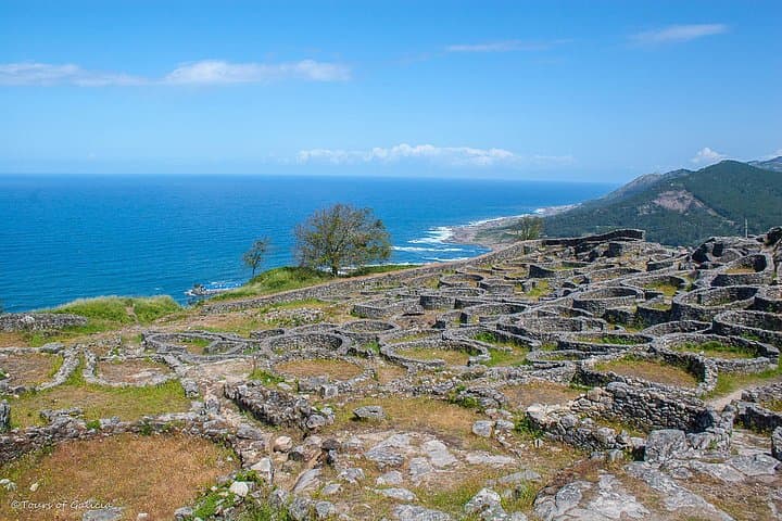 Wild Southern Atlantic Coast Private Tour from Vigo — Baiona, Oia, Santa Trega & Valença photo 4