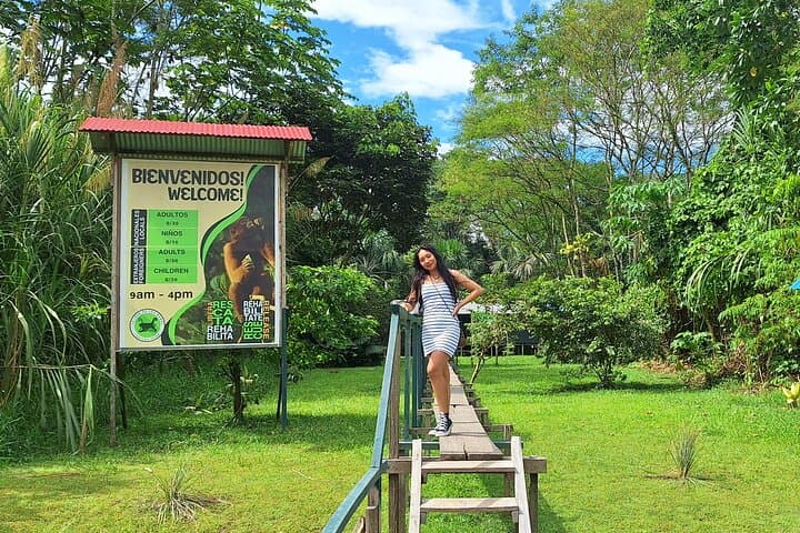 Iquitos Full-Day Monkey Island Cruise: Amazon River, Primate Sanctuary & Paiche Encounter photo 6