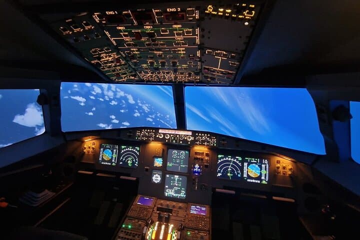 Pilot for a Day: Flight Simulator Experience in Seville photo 5