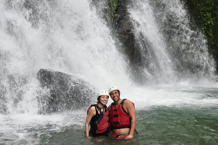 Savegre River Whitewater Rafting Day Tour — Class II–III Costa Rica Adventure photo 3