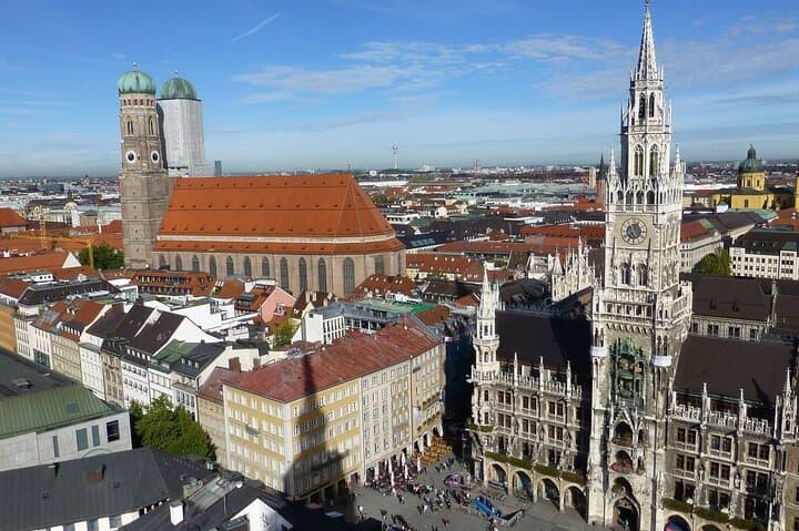Munich to Zugspitze: 2-Day City and Alpine Adventure photo 4