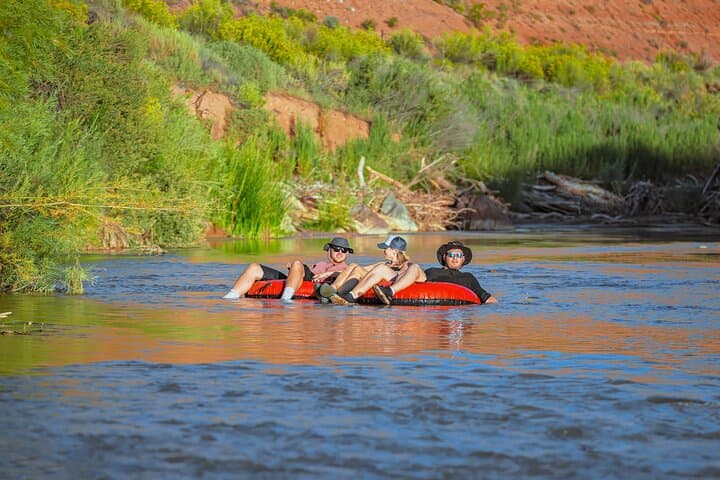Virgin River Tubing in Zion National Park: A Refreshing Water Adventure photo 5