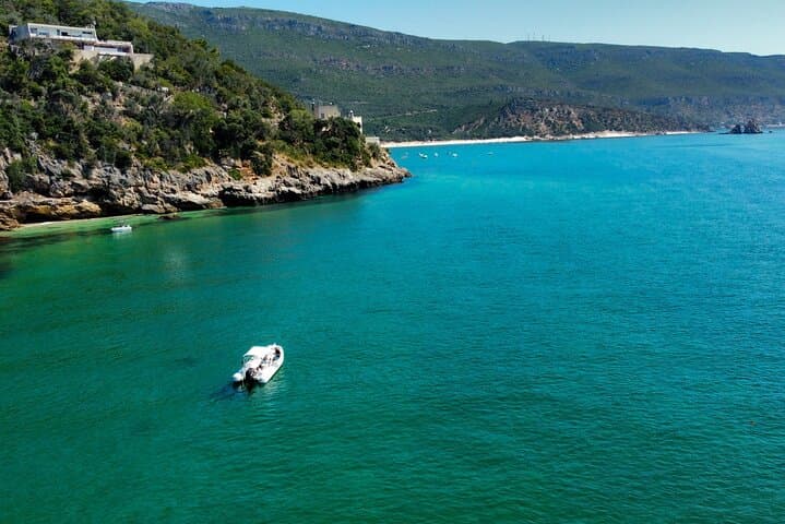 Setúbal to Arrábida: Two-Hour Boat Adventure and Snorkel