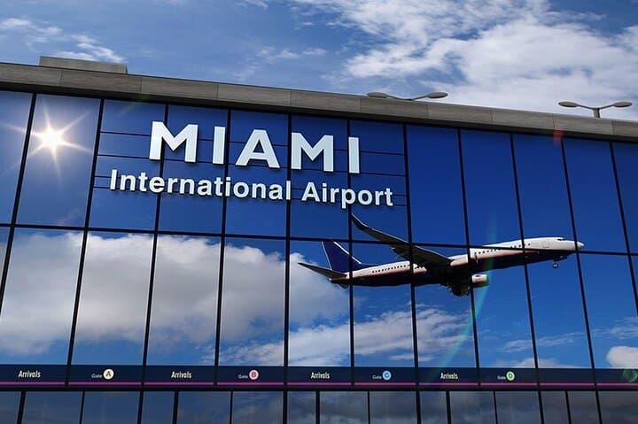 Miami Private Lux SUV Transfer: Airport to Hotel or Port in Comfort