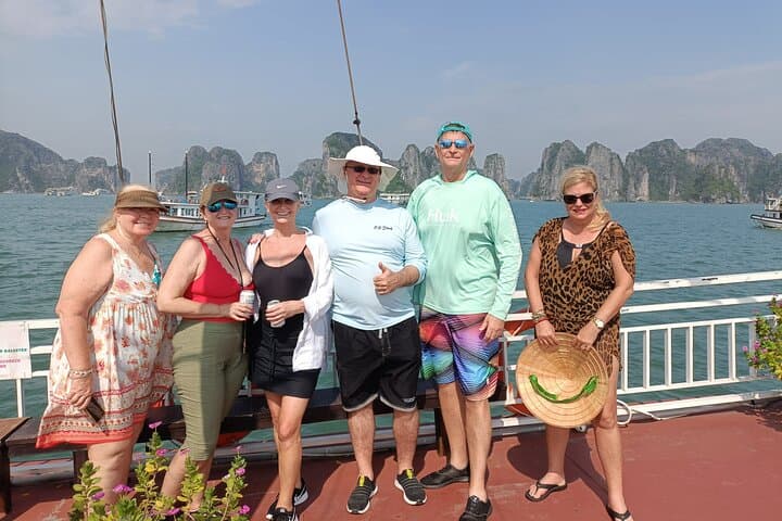 Full-Day Ha Long Bay Cruise: Kayaks, Caves & Titov Beach photo 6