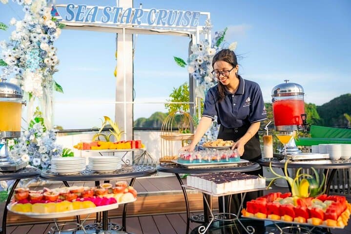Lan Ha Bay Sunset Kayak & Jacuzzi Cruise — Cat Ba Water Adventure photo 3