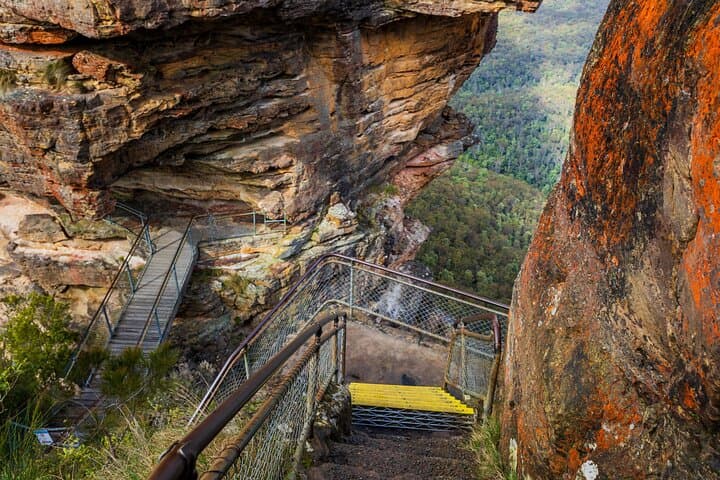 Blue Mountains Private Small Group Tour: Scenic World, Three Sisters & Leura photo 4