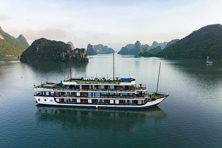 Luxury La Casta Cruise: 3-Day Halong & Lan Ha Bay from Hanoi photo 1