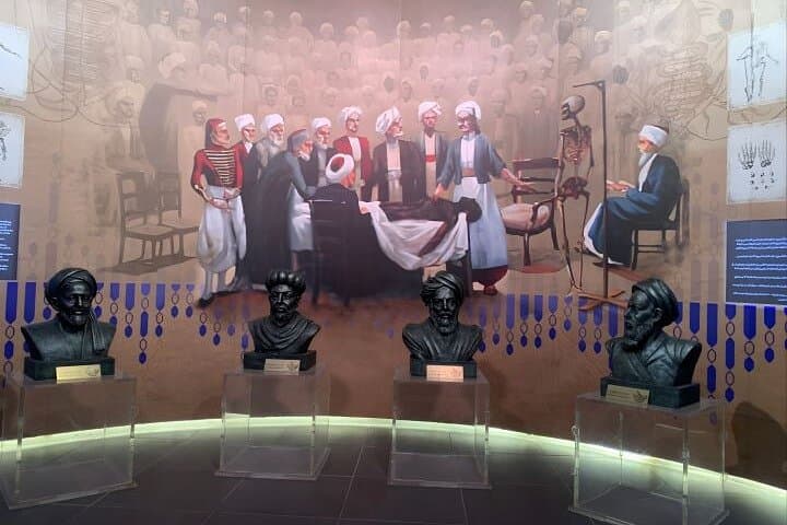 House of Islamic Arts Jeddah: Guided Tour through 15 Centuries of Islamic Art photo 2