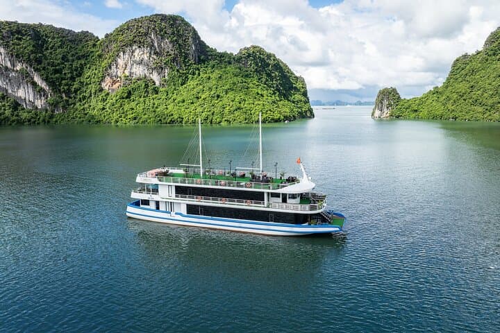 Halong Bay Kayak, Swim & Sung Sot Cave Cruise — 7-Hour Tuan Chau Departure