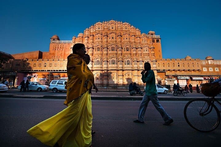 Full-Day Jaipur City Highlights Tour with Guide and Lunch Buffet photo 2