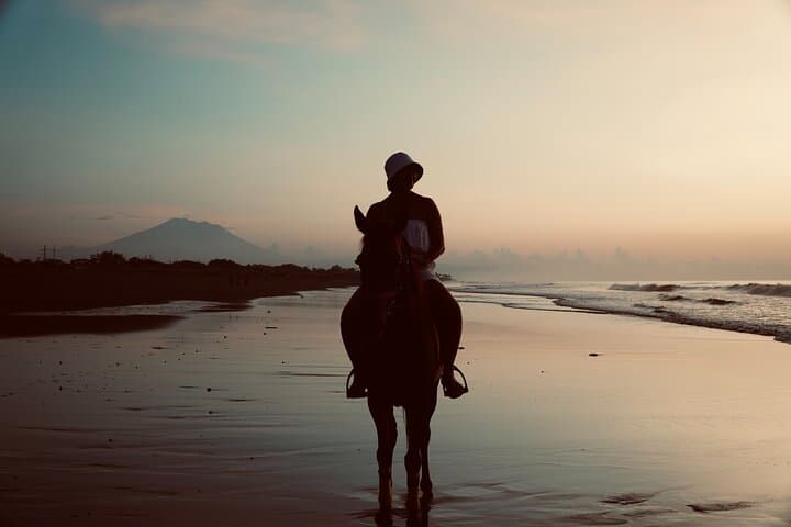 Unmissable Horseback Riding on Sanur Beach at Sunrise photo 2