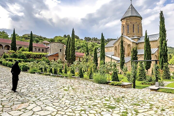 Mtskheta Day Trip from Tbilisi — Jvari, Svetitskhoveli & Samtavro photo 4