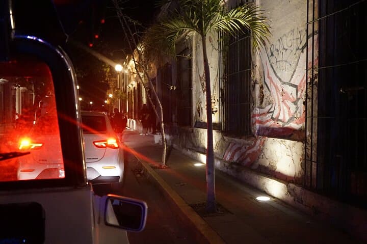 Mazatlán Night Boardwalk Party Tour: Sunset Drinks, Historic Cannons & Cliff Divers photo 5